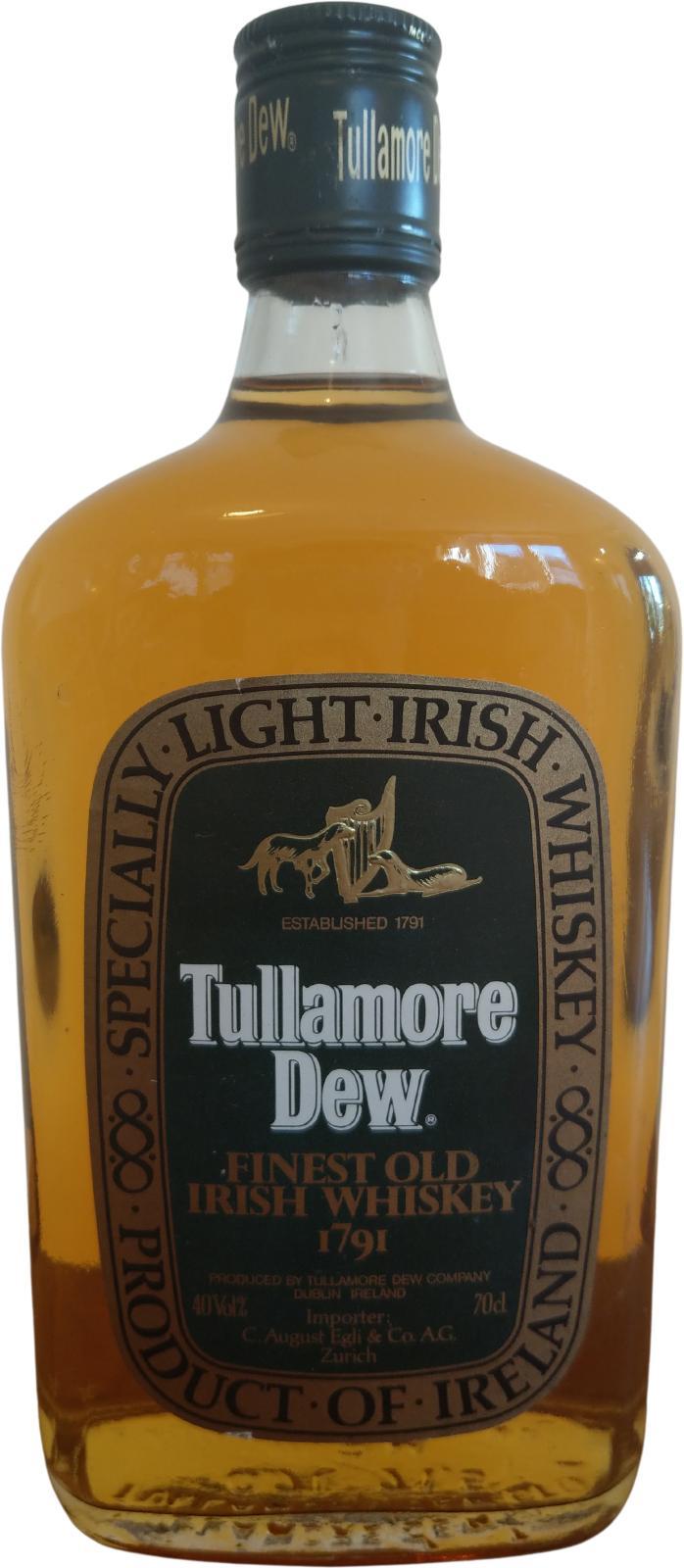 Tullamore Dew Finest Old Irish Whiskey 1791  Specially Light Irish Whiskey