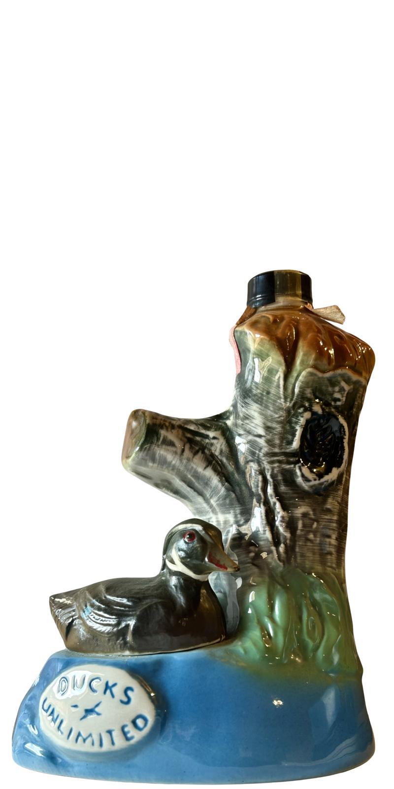 Jim Beam Ducks Unlimited Decanter  100 Month Old