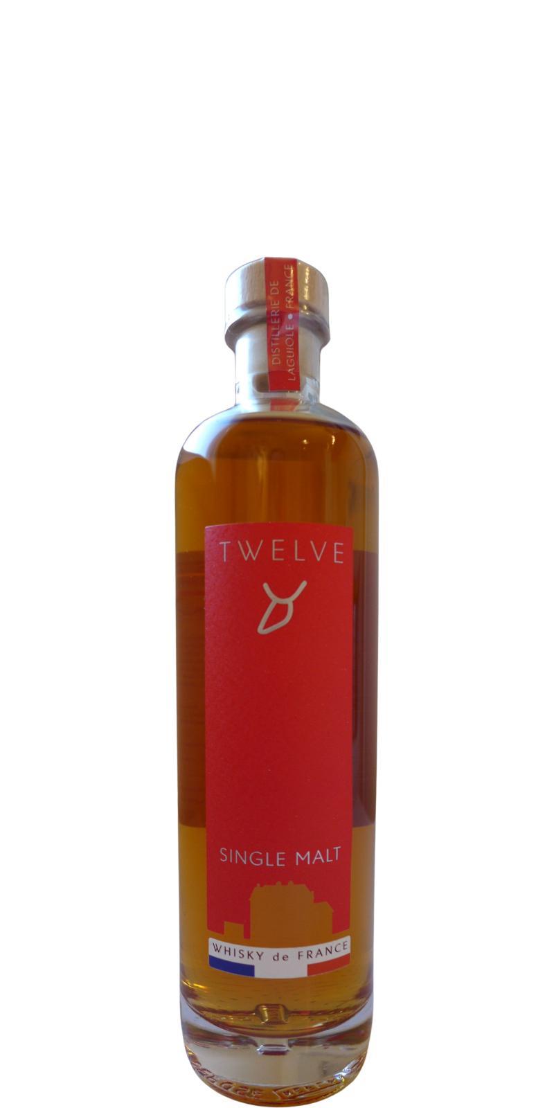 Twelve 03-year-old  Cornaline