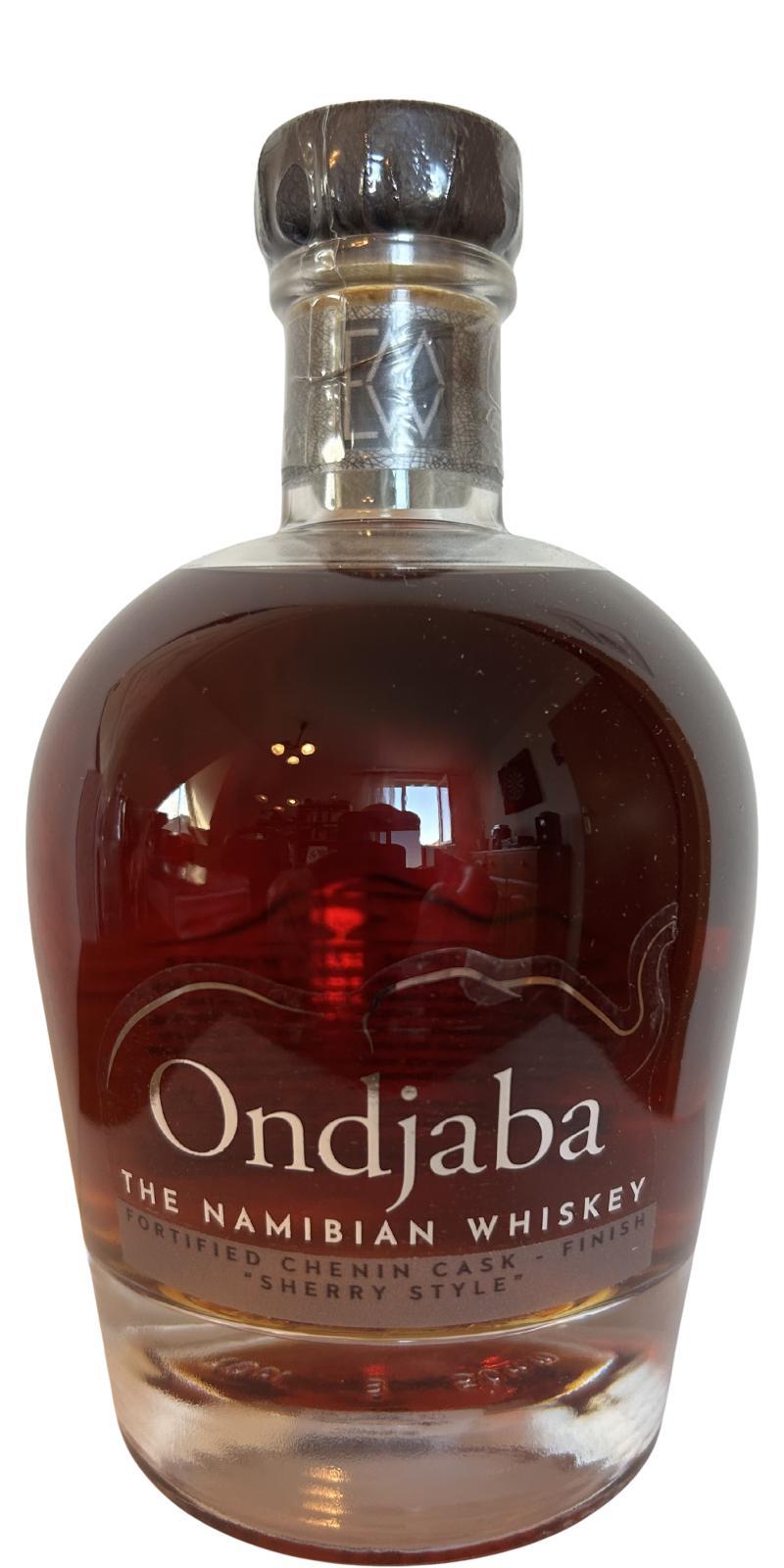 Ondjaba The Namibian Whiskey Triple Grain Whiskey Fortified Chenin Cask „Sherry Style” Finish