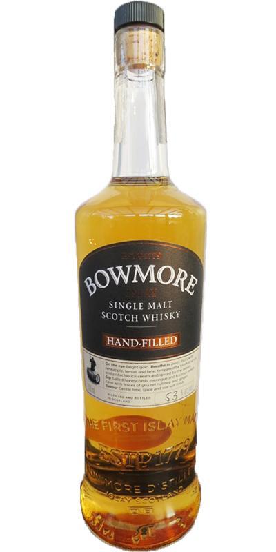 Bowmore 1999 Hand-filled at the distillery