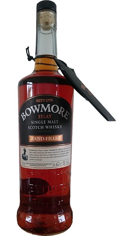 Bowmore 2006 Hand-filled at the distillery