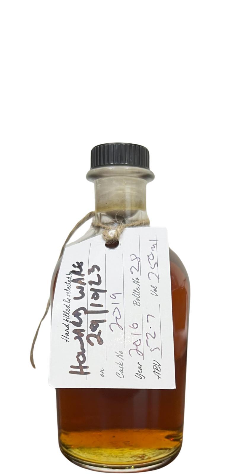 Laphroaig 2016  Handfilled - Distillery only