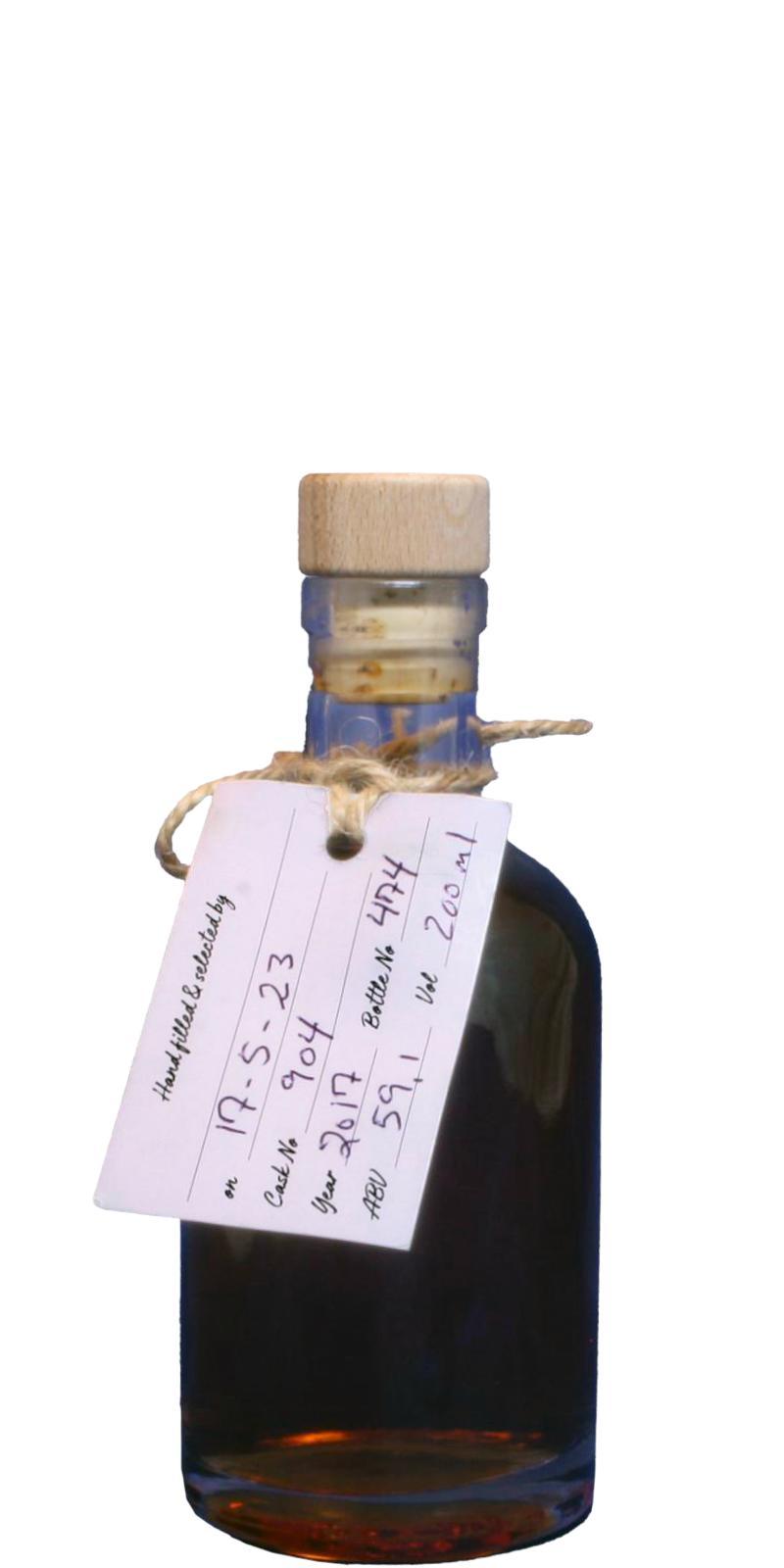 Laphroaig 2017  Handfilled - Distillery only