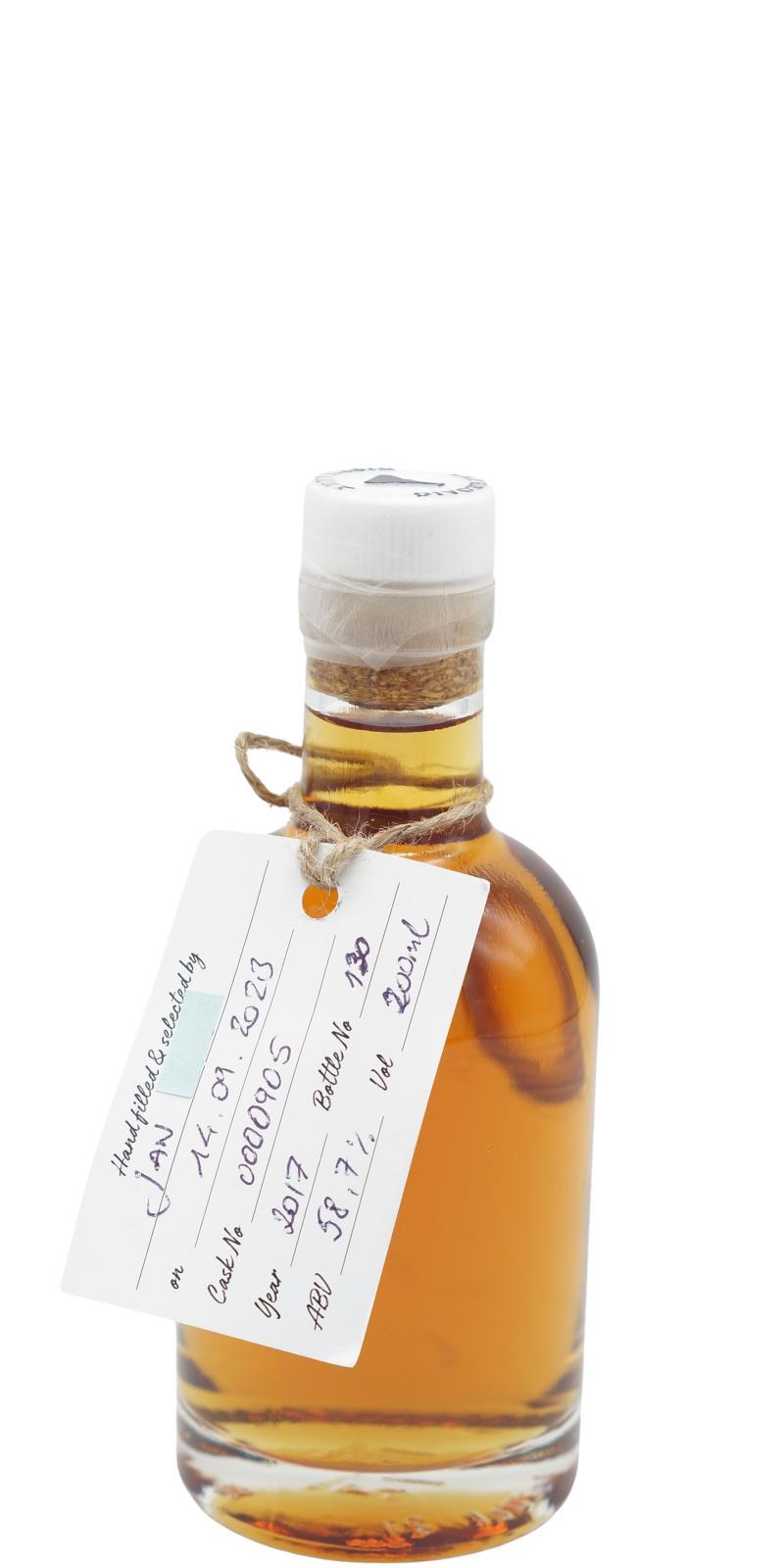 Laphroaig 2017  Handfilled - Distillery only