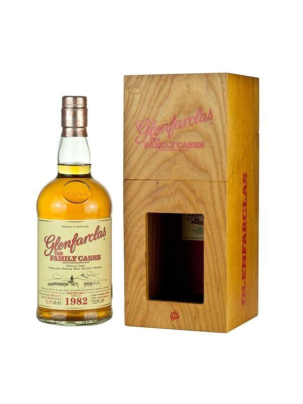 Glenfarclas 1982  The Family Casks (Release A14)
