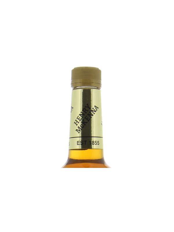 Henry McKenna Sour Mash Straight Bourbon Whiskey  Sour Mash Straight Bourbon Whiskey