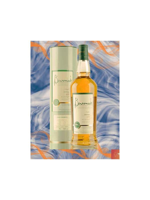 Benromach 1980 SMWS 47.5 Apricot kernels and leather-bound books