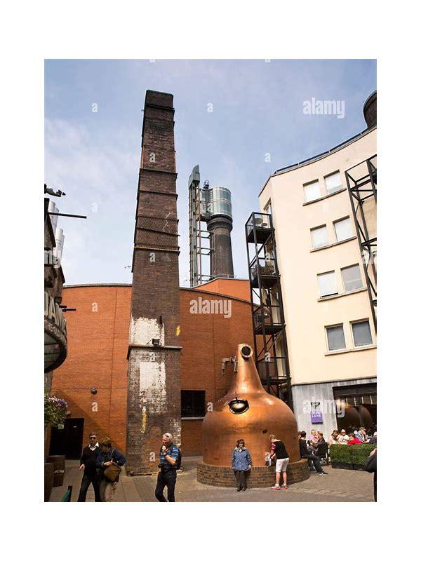 Old Dublin Old Irish Whiskey De Luxe